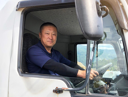 代表取締役社長　川島弘忠